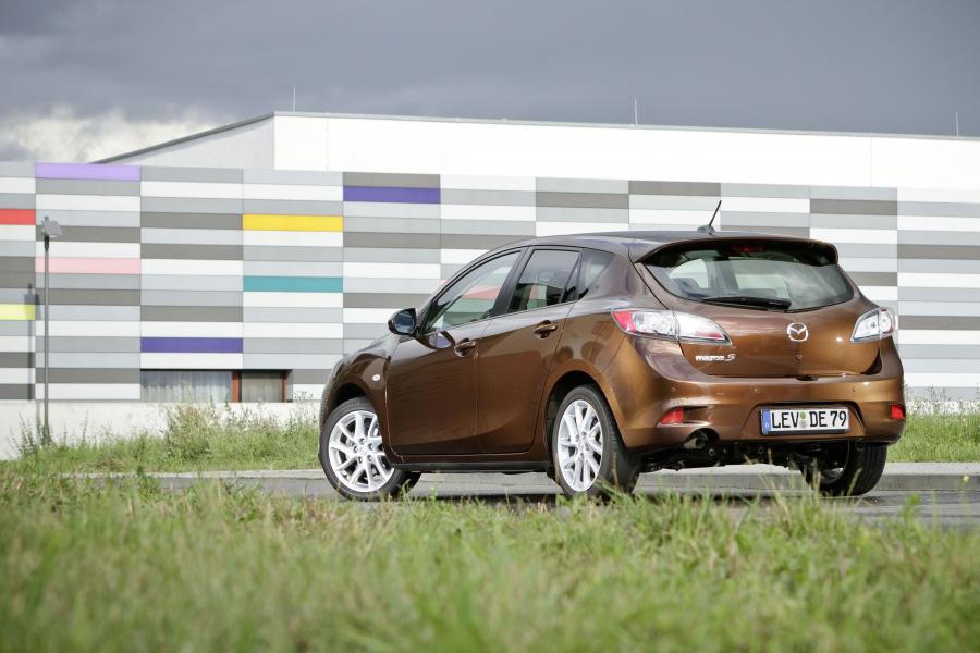  Mazda3 Hatchback 2011 года  (фото 15 из 57)